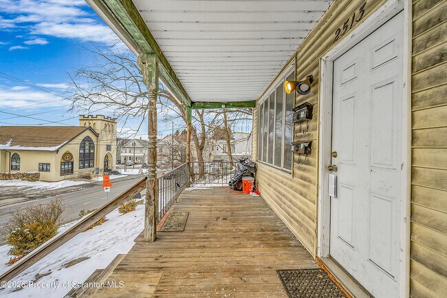 Photo - 2513 N Main Ave