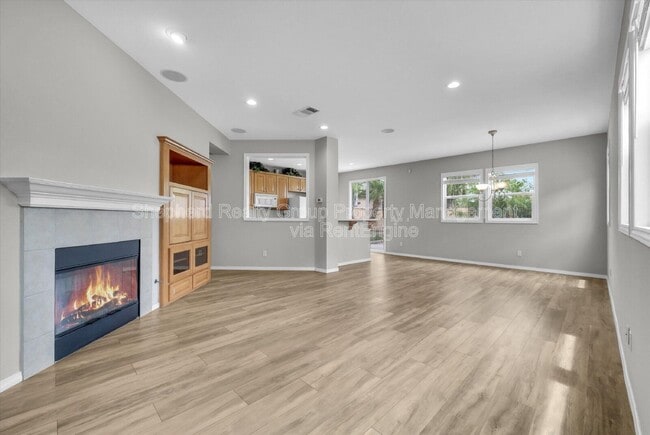 Photo - 5730 Autumnwood Ln