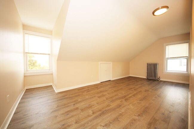 Photo - fully renovated 1 bed in Waltham no broker fee