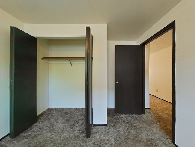 Photo - 1 Bedroom Apartment ~ Close to Campus ~ Small Pet Friendly Unit 1961 NW Grant #2