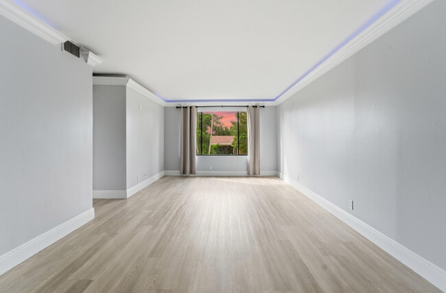 Building Photo - 11477 NW 39th Ct Unit 203