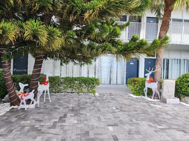 Photo - 2101 Normandy Dr Unit 312