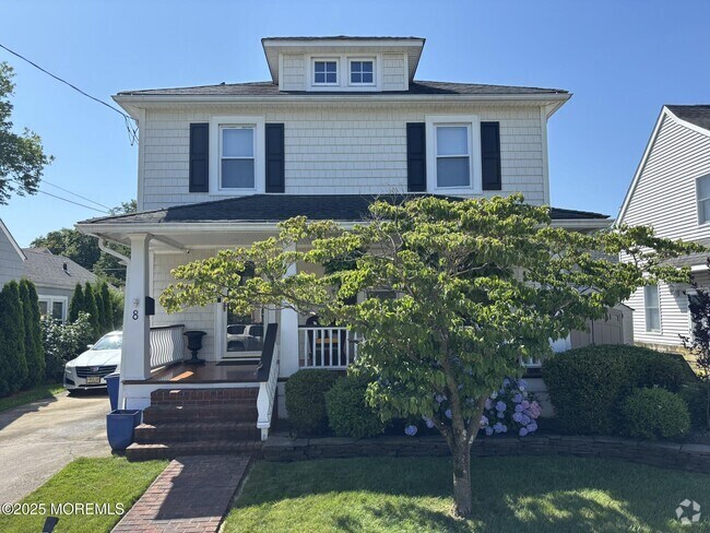 Building Photo - 8 Bassett Pl Rental