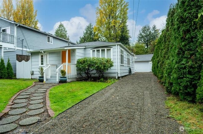 Photo - 9023 4th Ave NW