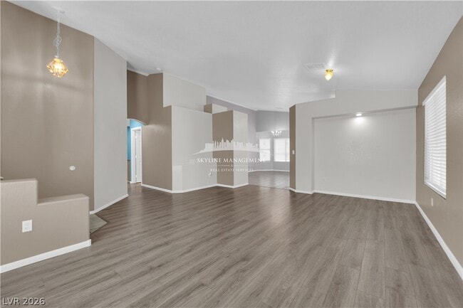 Photo - 1918 Double Delight Ave