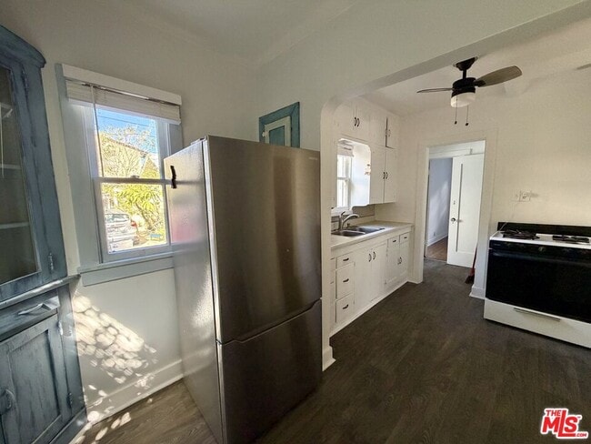 Photo - 14119 Erwin St