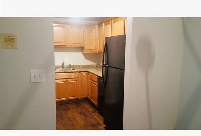 Photo - 20 Kingswood Dr Unit f4