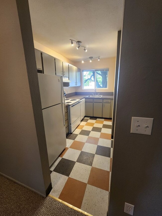 Photo - 7002-7140 N. Alta St. Unit BRI-7124