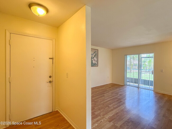 Photo - 101 Summer Pl Unit 6