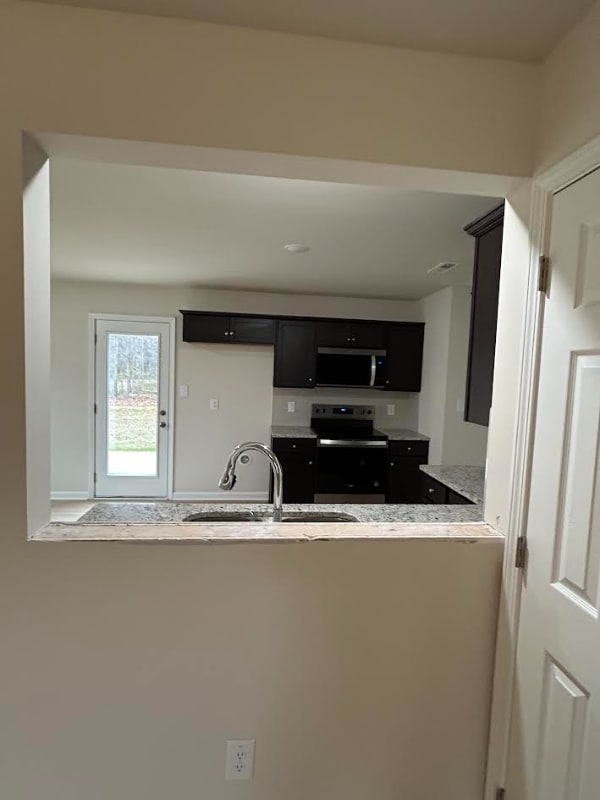 Photo - 111 Red Maple Pl