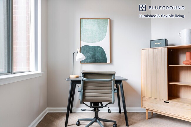 Photo - 450 Massachusetts Ave NW Unidad FL4-ID1179