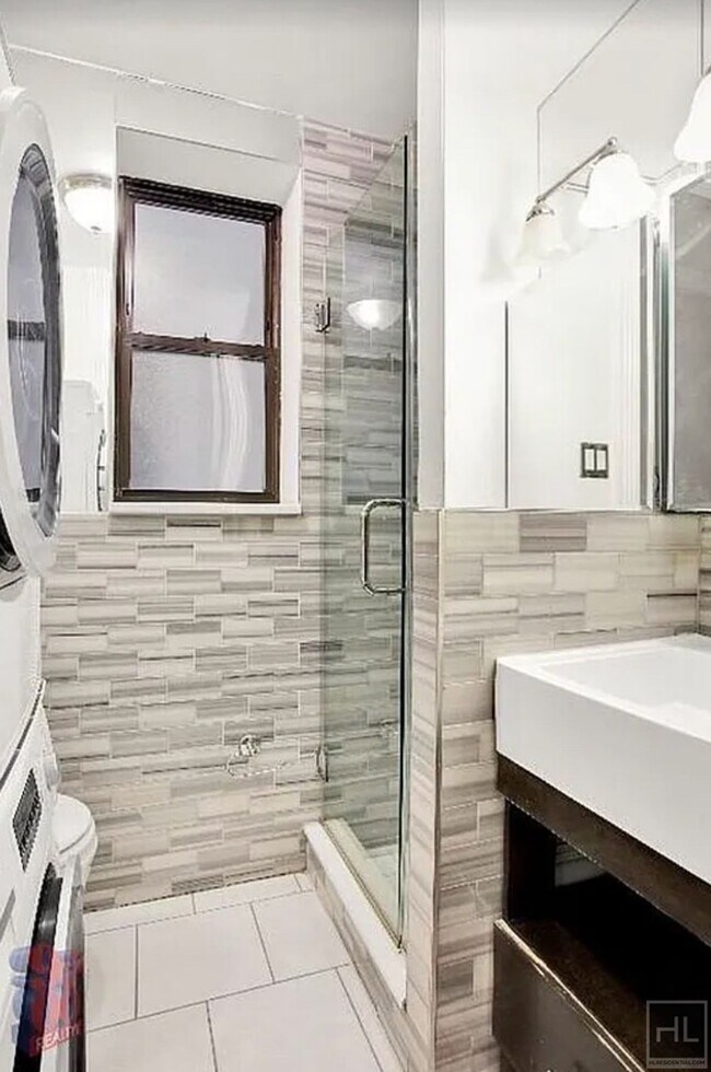 Photo - MOTT ST. Unit 13