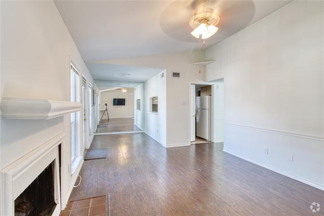 Building Photo - 3641 W Northgate Dr Unit 208 Rental