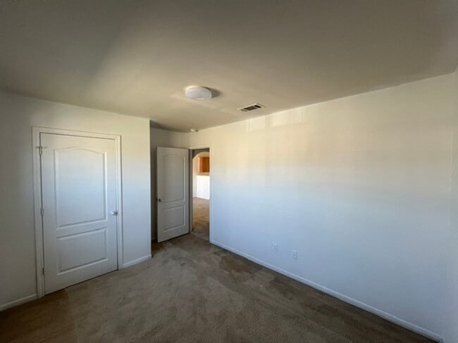 Photo - 414 Brittney Way Unidad C
