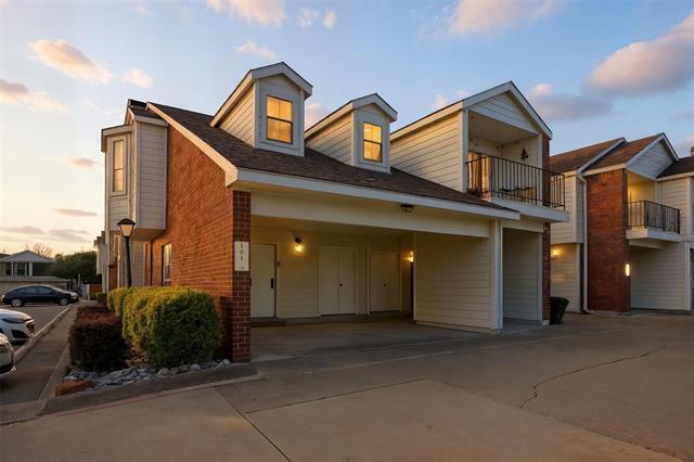 Building Photo - 5100 Verde Valley Ln Unit 114