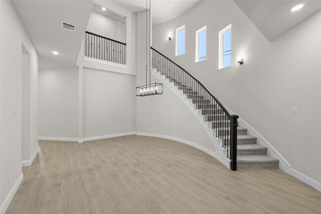 Photo - 6978 Westlake Dr