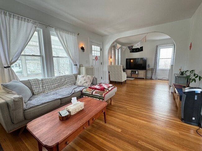 Photo - 625 Summer St