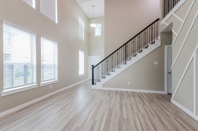 Photo - 15758 Cairnwell Bend Dr