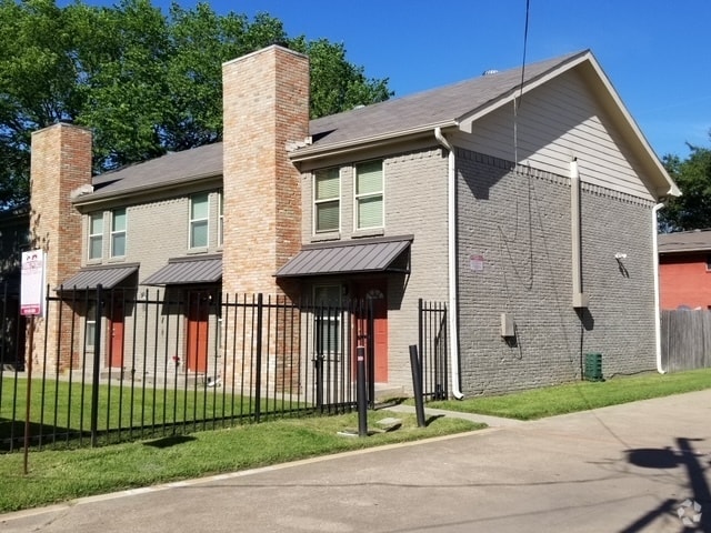 Building Photo - 618 S Rogers Rd Rental