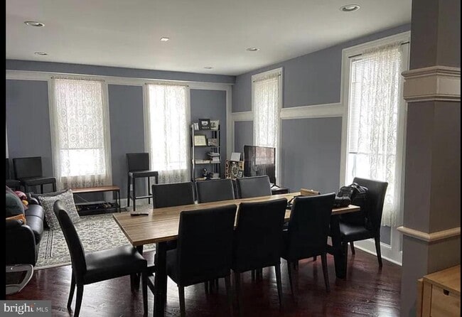 Photo - 2623 Stenhouse Pl