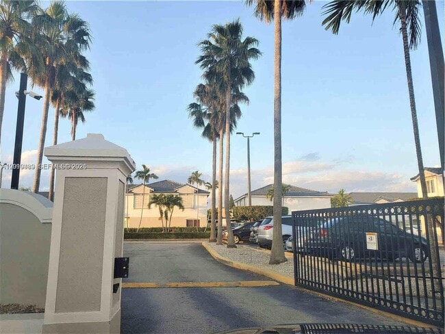 Photo - 110 SW 109th Ave