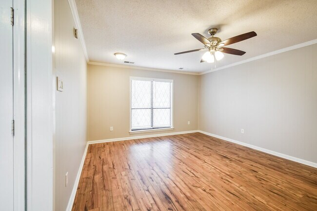 Photo - 938 Pheasant Hollow Dr