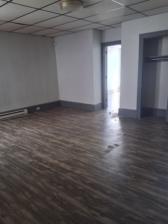 Photo - 305 Penn St Unidad 4