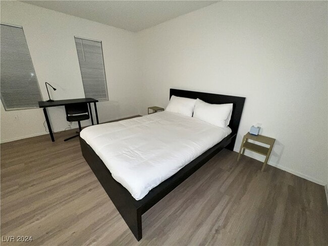 Photo - 4650 Koval Ln