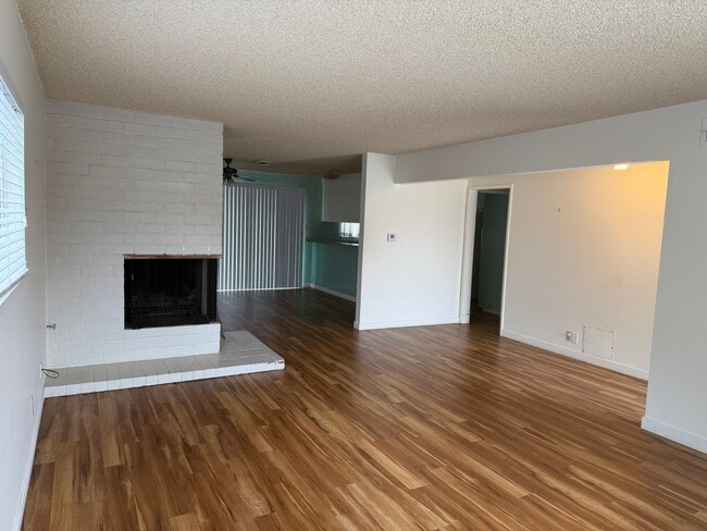 Photo - Mid century 4+2 bedroom house near Ventura College