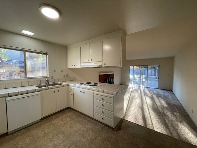 Photo - Spacious Home Available in Almaden Valley - 3bd/2ba! Coming Soon!