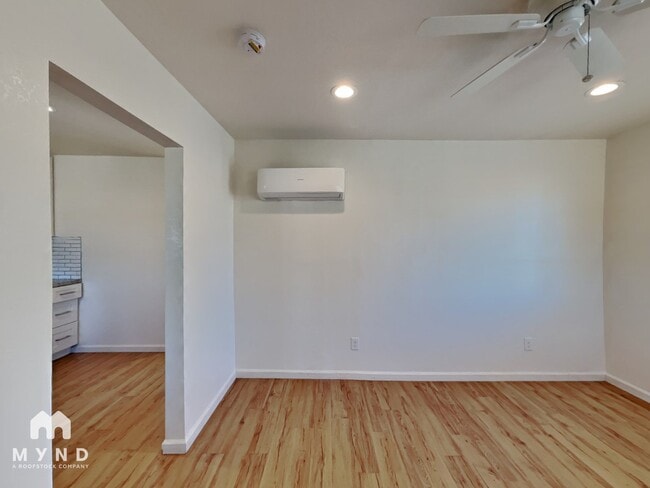 Photo - 5631 53rd St Unit 3