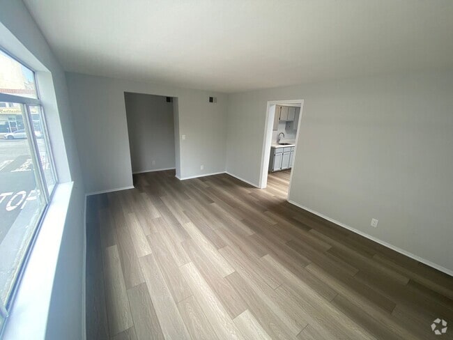 Building Photo - 7 Leo St Unit RC- 5A Leo Street, San Francisco, CA 94112 Rental
