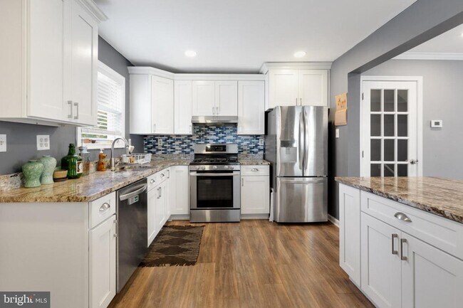 Photo - 1719 Ridge Ave