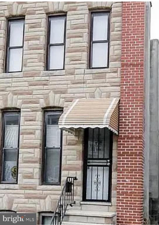 Photo - 224 S Calhoun St Townhome