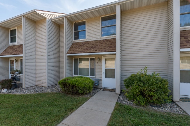 Photo - 619 Burton Ln