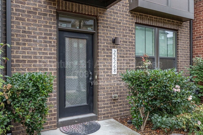 Photo - 22268 Sims Terrace