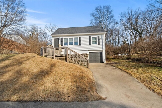 Building Photo - 3068 Worthington Ave