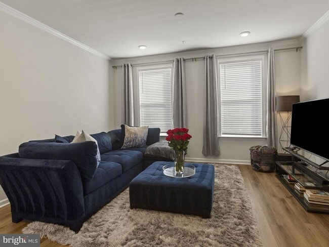 Photo - 4810 Vista Glen Ln