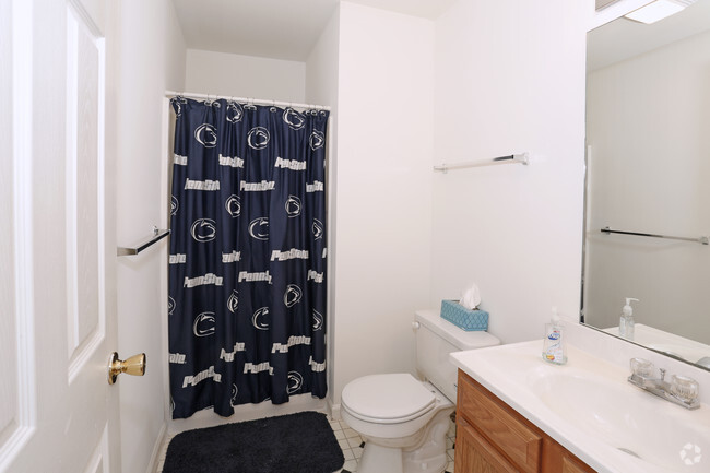 2BR, 2.5BA - 1300 SF - State College Collective on Northbrook Apartments