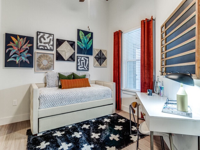 Photo - Palladium Lewisville