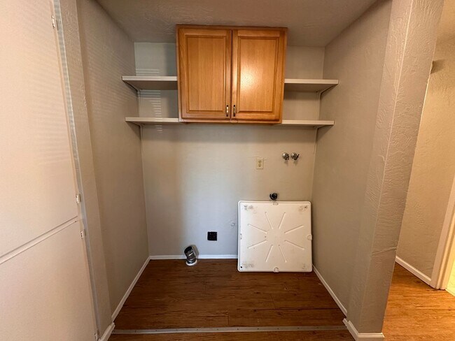 Photo - 520-522 N 38th Pl Unit 522