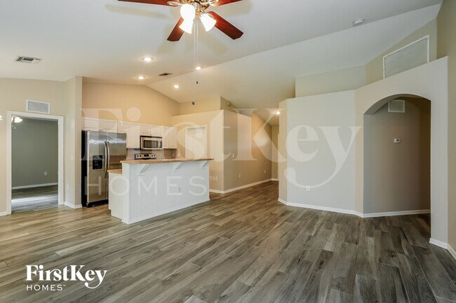 Photo - 18533 Orlando Rd