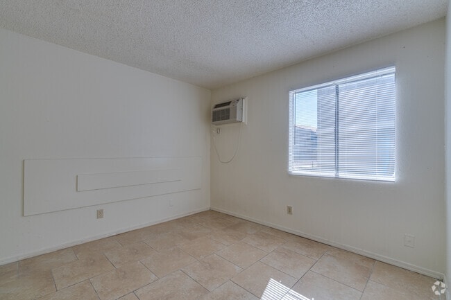 1 habitación, 1 baño - 520 pies cuadrados - Dormitorio