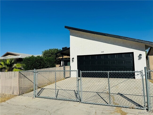 Photo - 1469 Terrace Dr