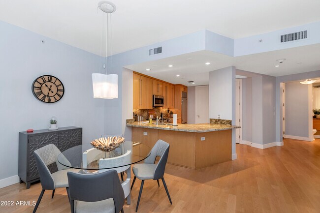 120 E Rio Salado Pkwy Unit 206