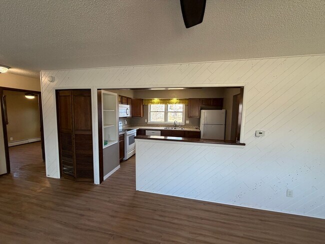 Photo - House for Rent!