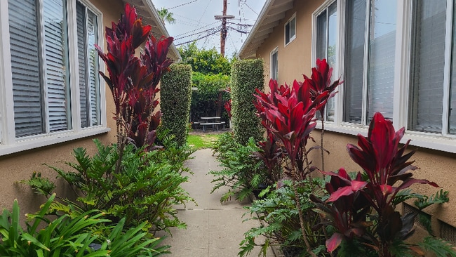 Photo - 2224 S Carmelina Ave Unidad 2224