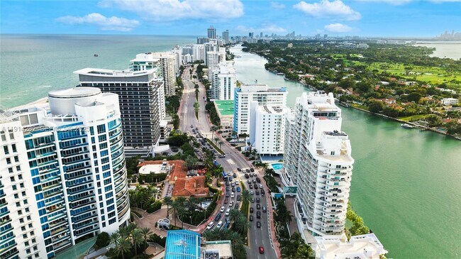 Photo - 5900 Collins Ave Unidad 508