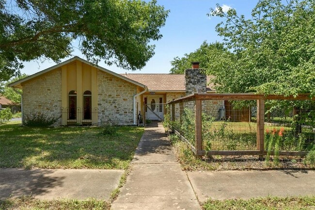 Photo - 4607 Federal Cir Casa