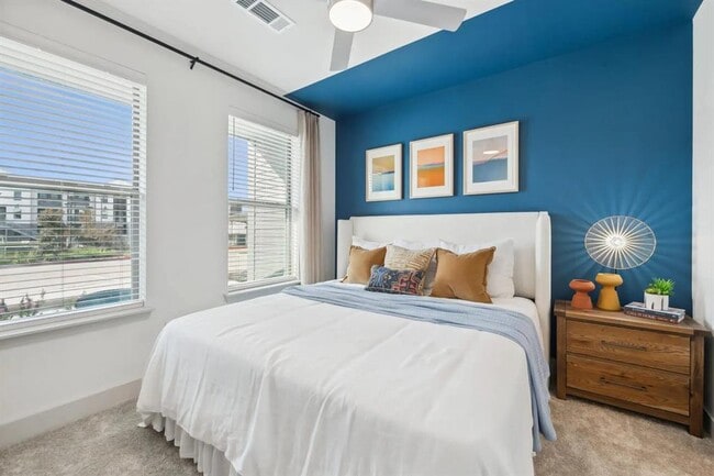 Photo - 945 Blakey Ln Unidad 11306